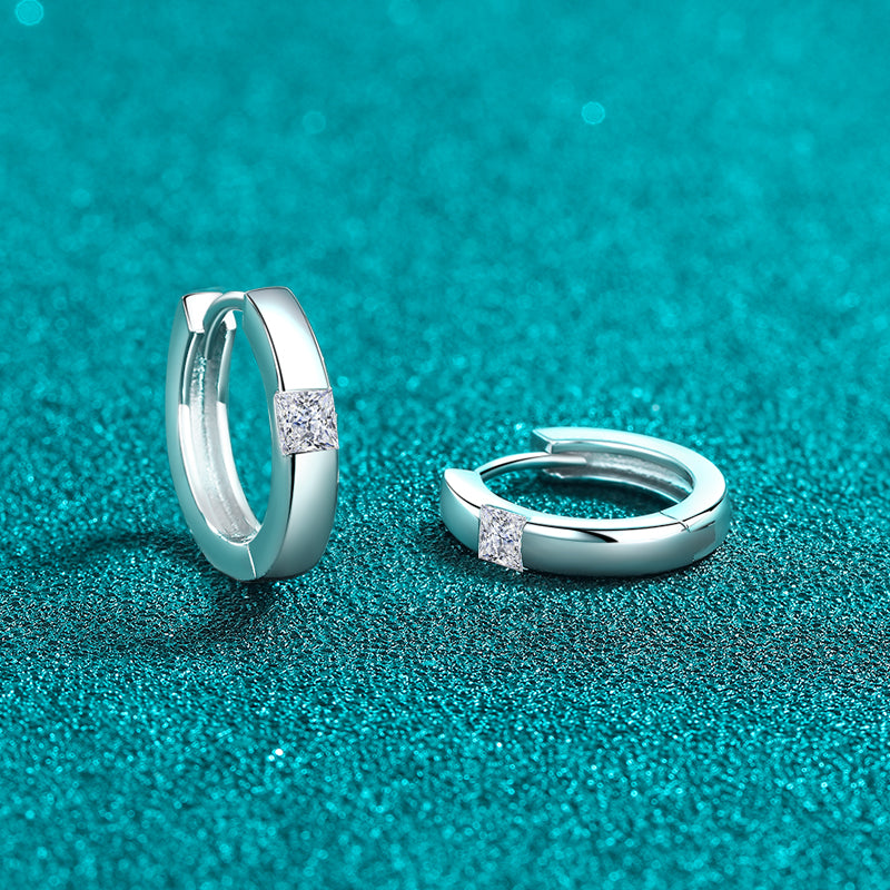 925 Sterling Silver Moissanite Huggie Earrings - The Daily Makeover