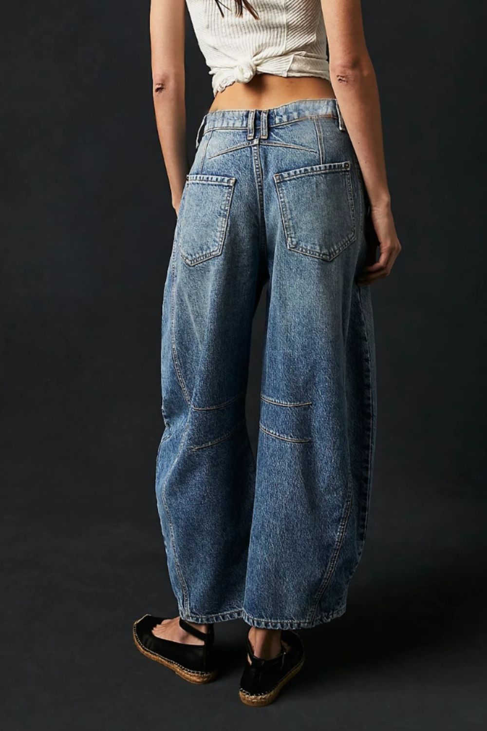 Wide Leg Jeans with Pockets - The Daily Makeover