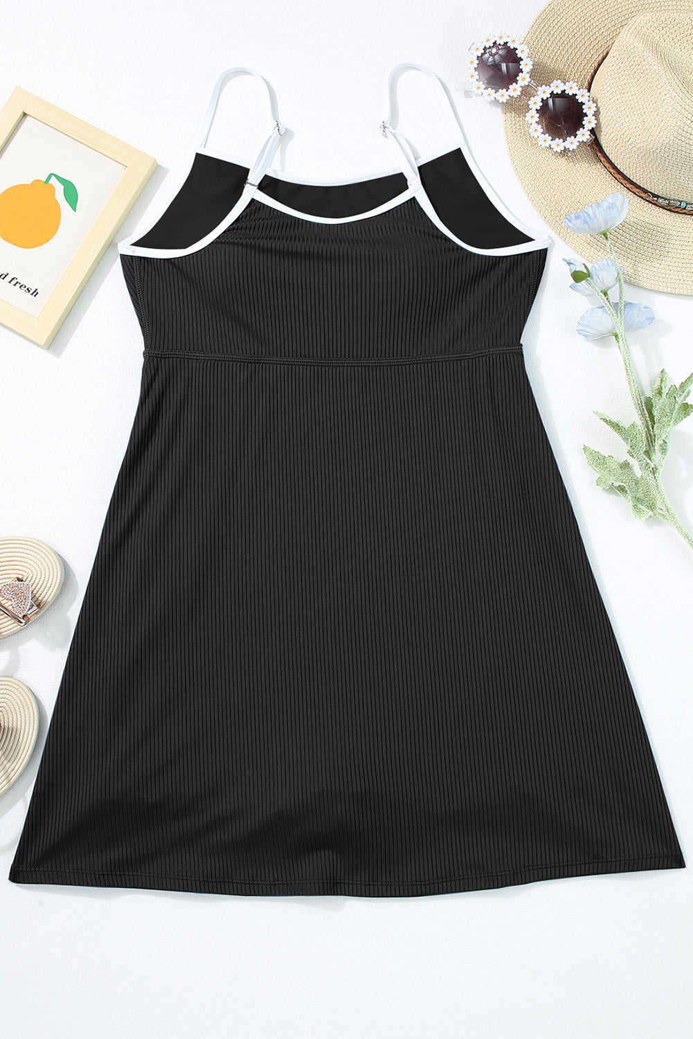 Contrast Trim Scoop Neck One-Piece Swimwear - The Daily Makeover