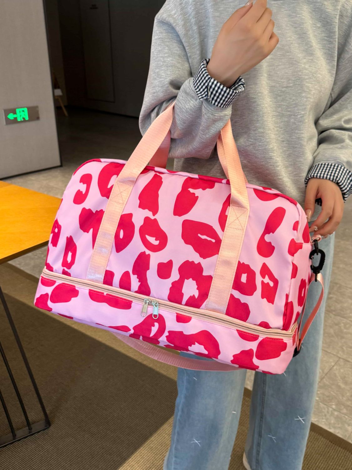 Oxford Cloth Leopard Travel Bag - The Daily Makeover