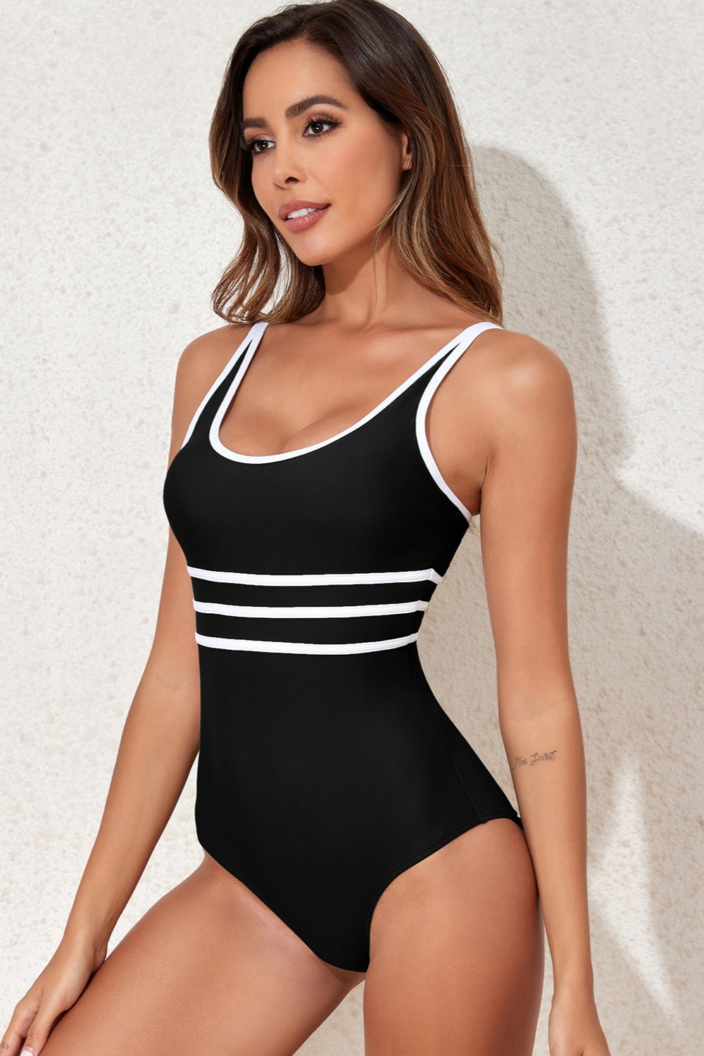 Contrast Trim Scoop Neck One-Piece Swimwear - The Daily Makeover