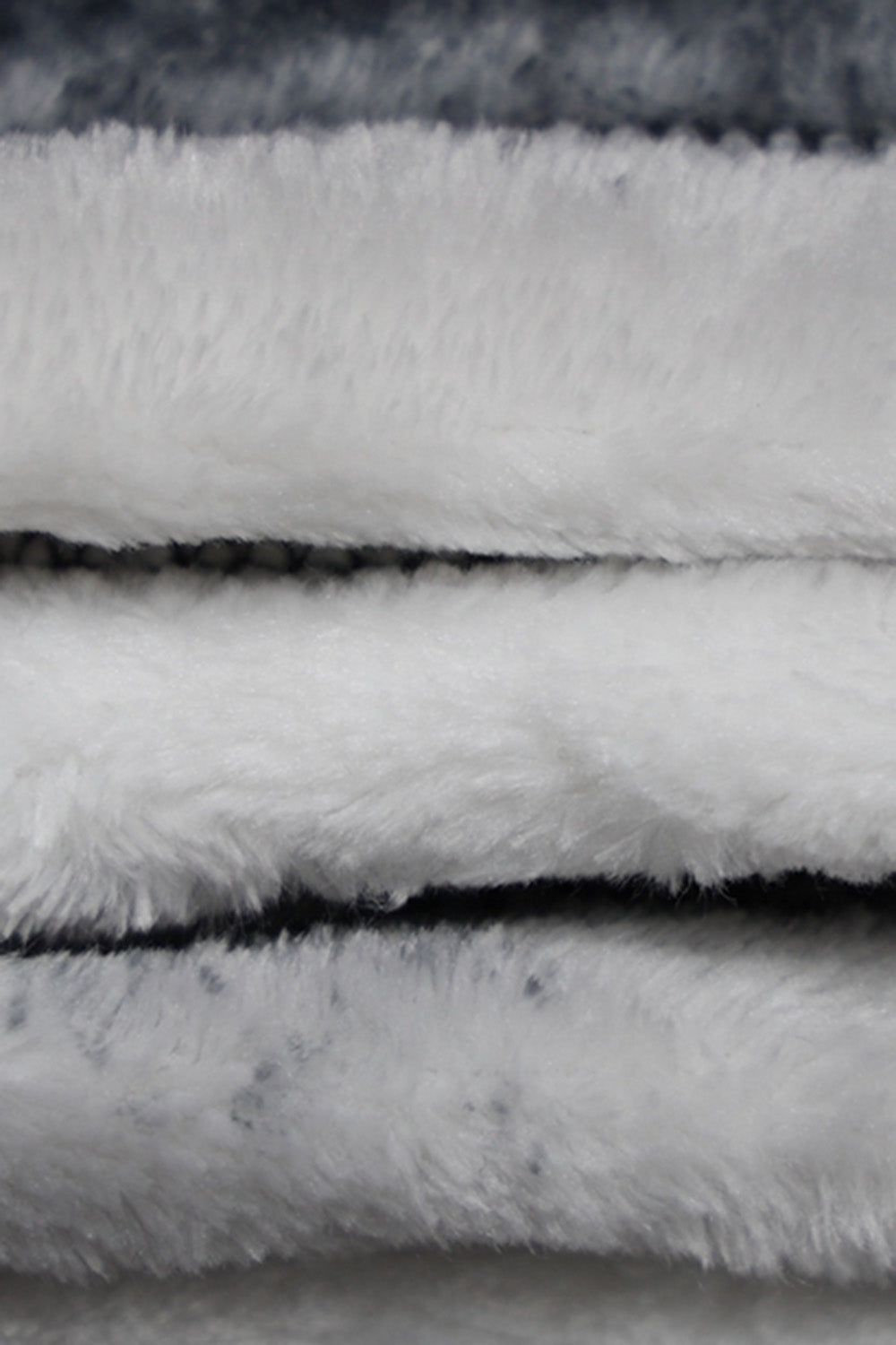 Cuddley Fleece Decorative Throw Blanket - The Daily Makeover