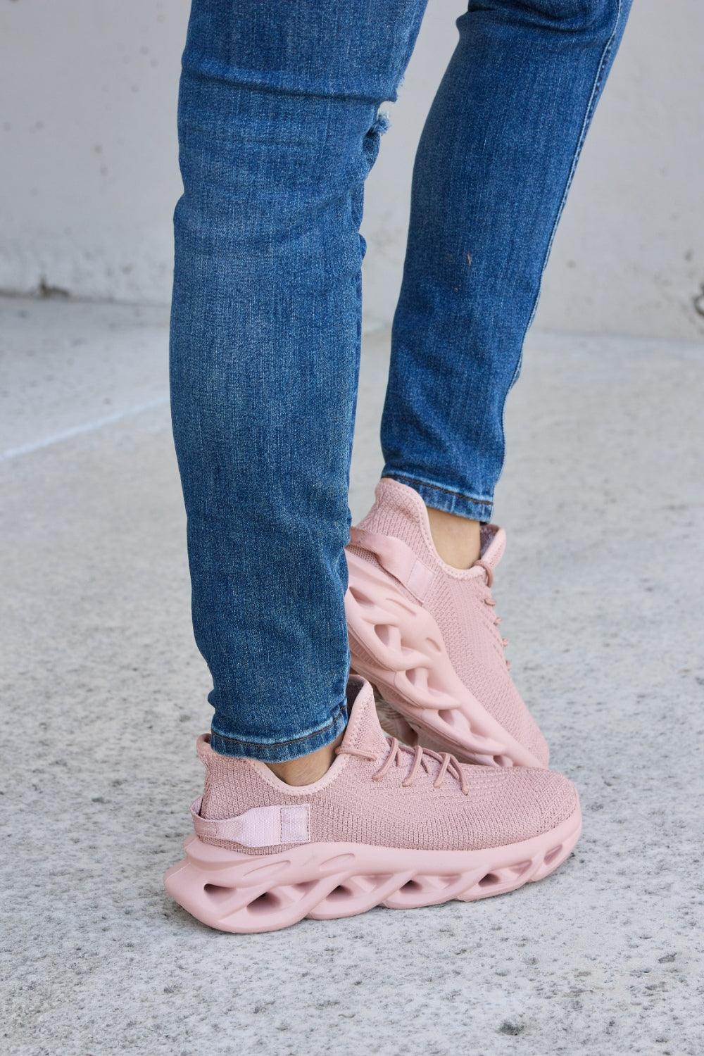 Forever Link Mesh Breathable Platform Athletic Shoes - The Daily Makeover