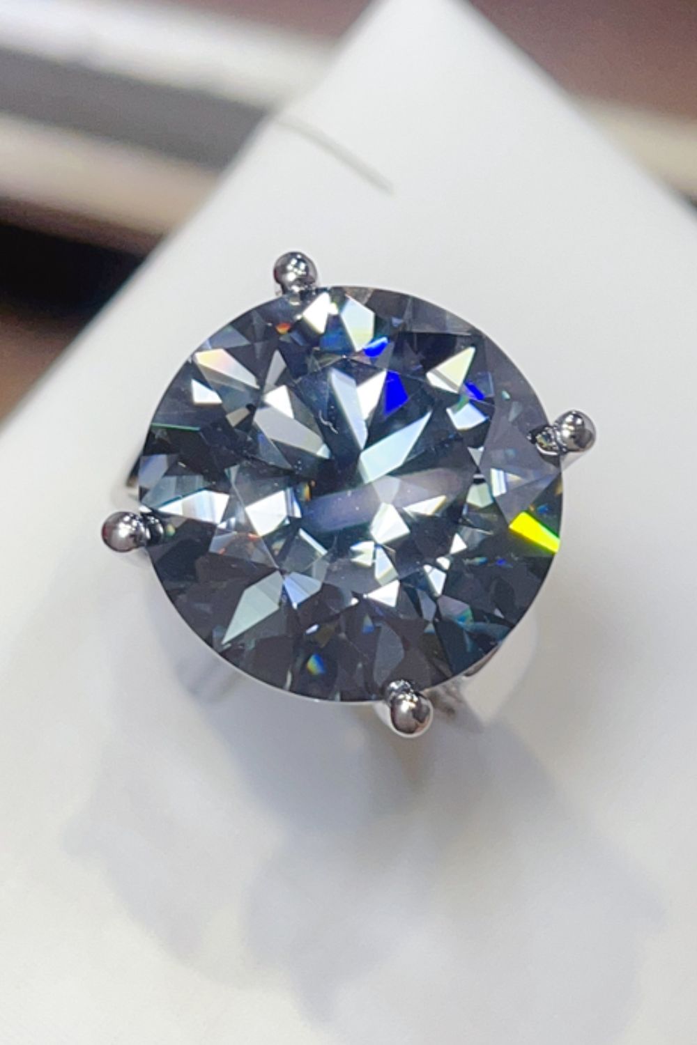 20 Carat Moissanite 925 Sterling Silver Ring - The Daily Makeover