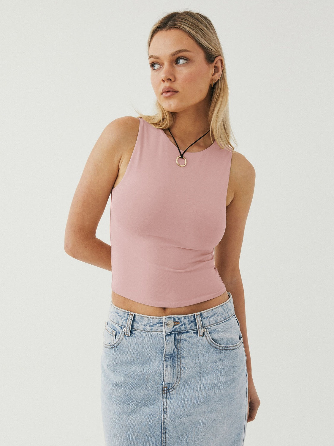 Round Neck Cropped Tank - The Daily Makeover