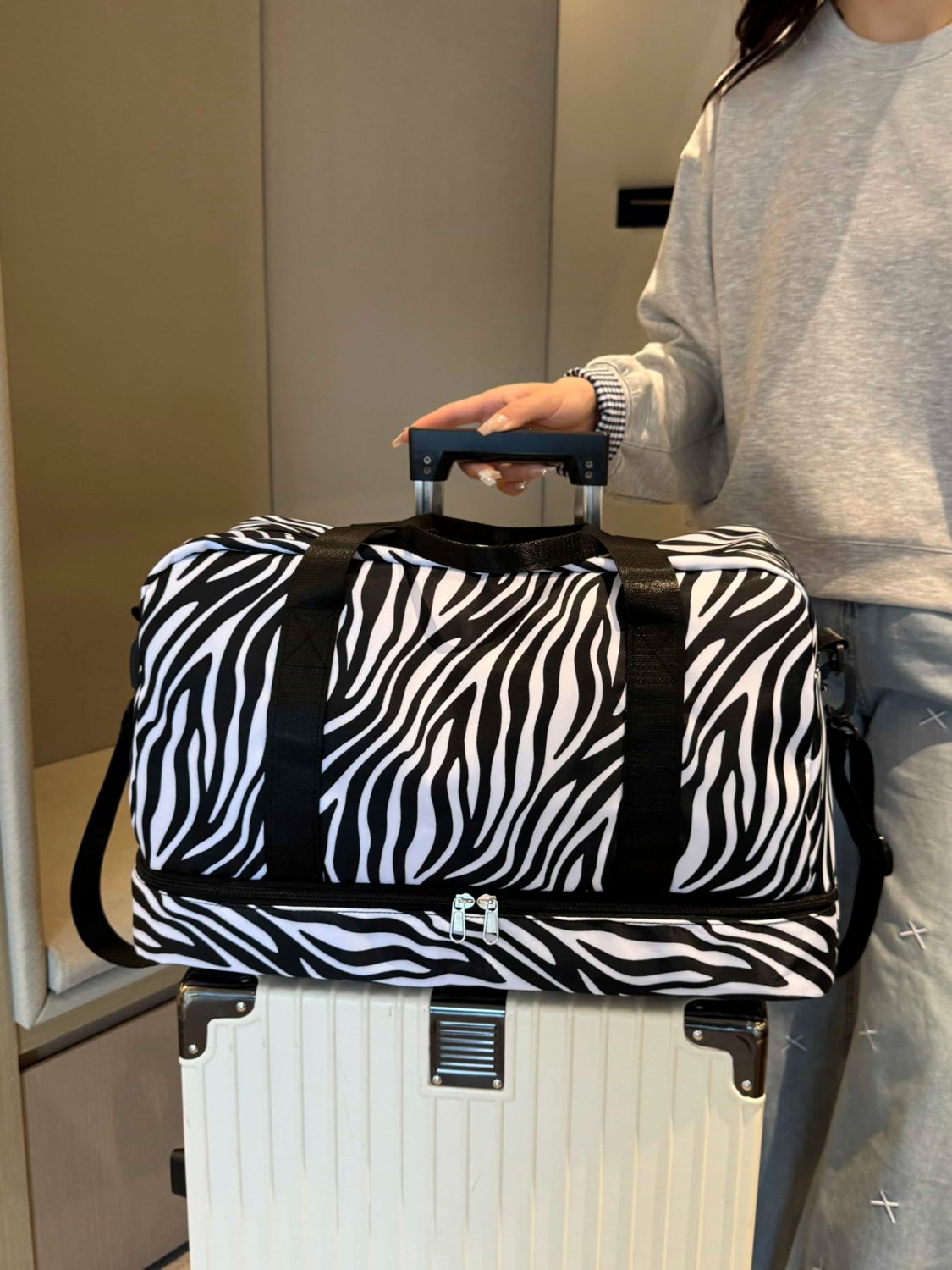 Oxford Cloth Leopard Travel Bag - The Daily Makeover