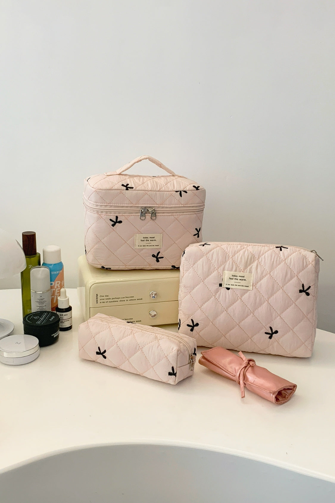 3 Piece Bow Quilted Cloth Storage Bag Set - The Daily Makeover