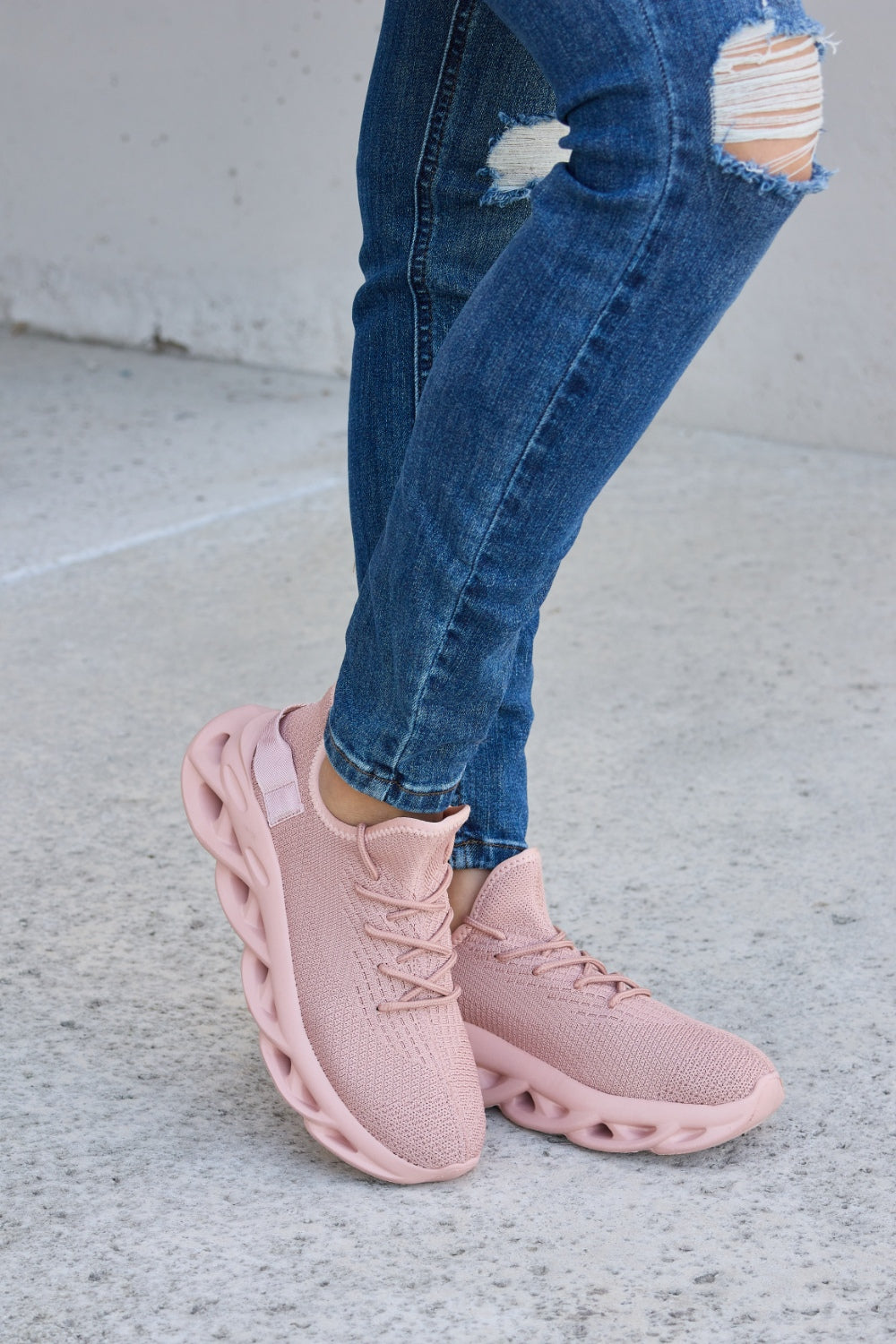 Forever Link Mesh Breathable Platform Athletic Shoes - The Daily Makeover